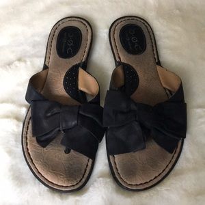 Boc bow tie sandals